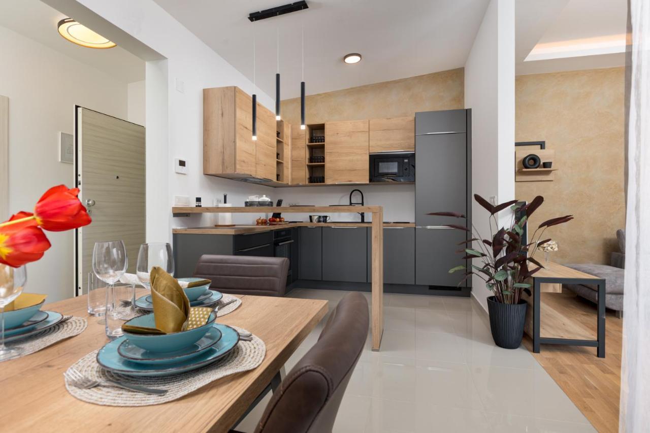 Apartment Muzini マリンスカ エクステリア 写真