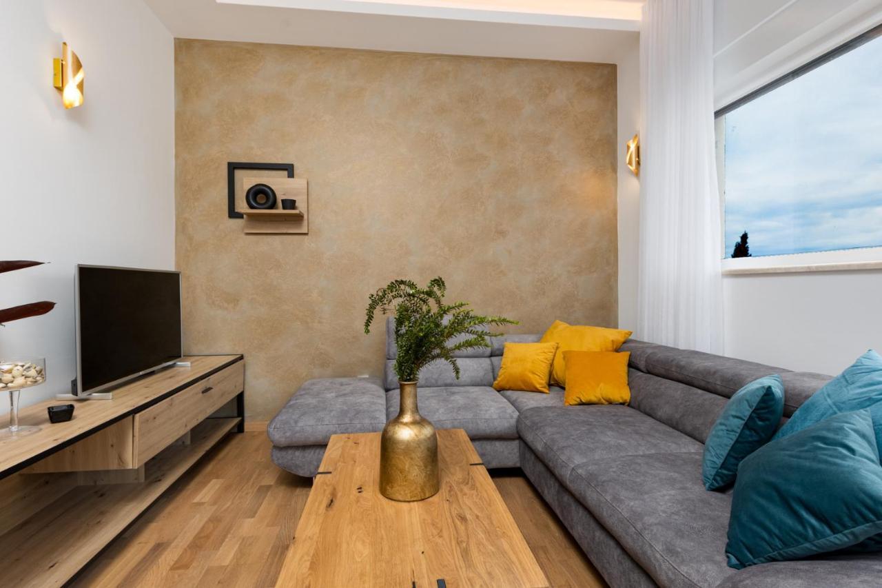 Apartment Muzini マリンスカ エクステリア 写真